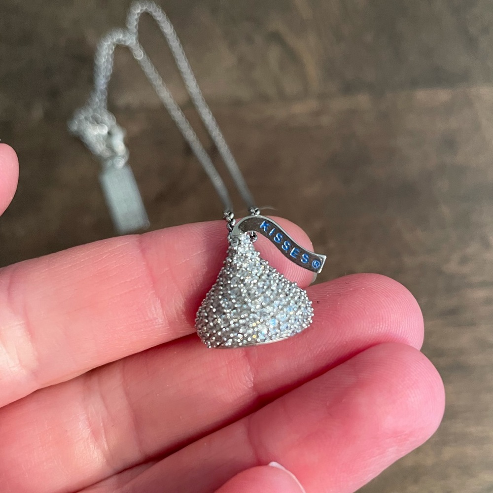 NWOT Hershey’s Kiss QVC Diamonique Pendant